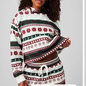 New Fabletics Cozy Fleece Hoodie - Christmas Holiday Print - Size S